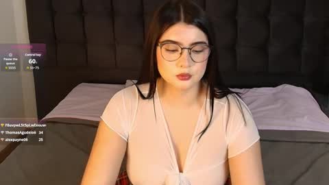 Snapshot of sweety_nicole_ chatting on 1, 11, 2025 sweety nicole 3 online show from 1, 11, 2025