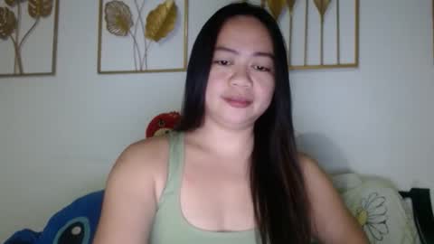 Snapshot of sweetyasian_ chatting on 29, 9, 2025 stacey online show from 29, 9, 2025