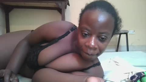 Snapshot of sweetyass25 chatting on 6, 2, 2026 sweetyass25 online show from 6, 2, 2026