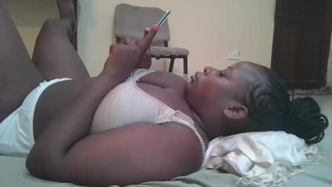 Snapshot of sweetyass25 chatting on 9, 3, 2026 sweetyass25 online show from 9, 3, 2026