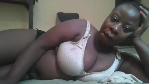 Snapshot of sweetyass25 chatting on 14, 3, 2026 sweetyass25 online show from 14, 3, 2026