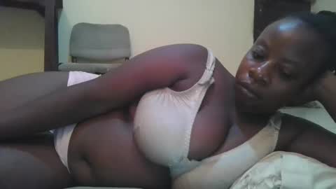 Snapshot of sweetyass25 chatting on 19, 3, 2026 sweetyass25 online show from 19, 3, 2026