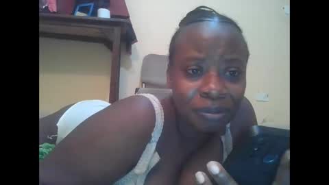Snapshot of sweetyass25 chatting on 3, 6, 2026 sweetyass25 online show from 3, 6, 2026