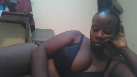 Snapshot of sweetyass25 chatting on 10, 6, 2026 sweetyass25 online show from 10, 6, 2026