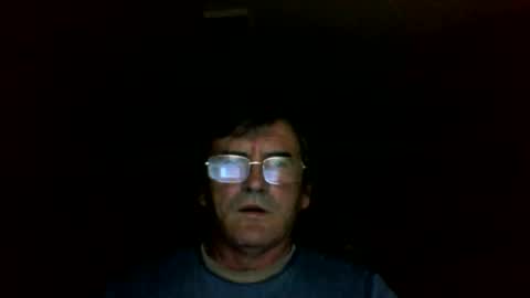 Snapshot of swergiu333 chatting on 18, 5, 2026 Raymond online show from 18, 5, 2026