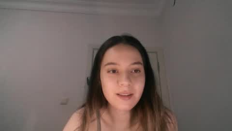 nur online show from 17, 9, 2025