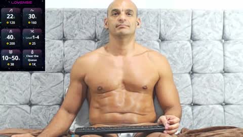    ------- Hi Im Willy  follow me do not forget to put the thumb up  online show from 28, 1, 2025