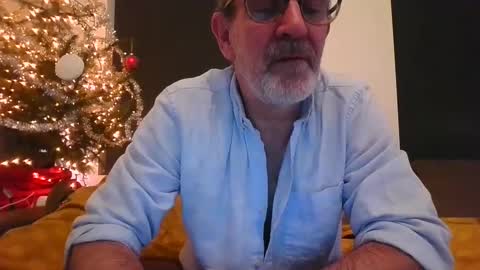 Snapshot of swimmi70 chatting on 29, 1, 2025 swimmi70 online show from 29, 1, 2025