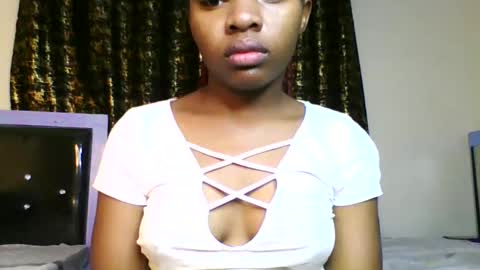 Snapshot of swit_candy chatting on 29, 4, 2026 Candy online show from 29, 4, 2026