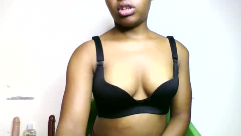 Snapshot of swit_candy chatting on 16, 5, 2026 Candy online show from 16, 5, 2026
