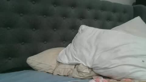 sxylegsturnmeon online show from 8, 2, 2026