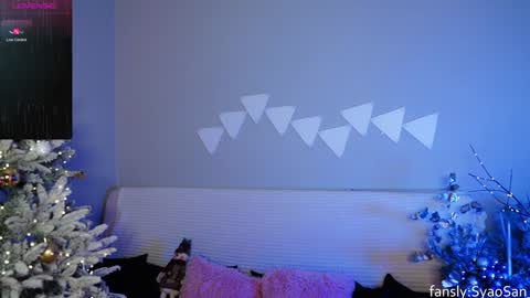 syaosan_ online show from 19, 12, 2024