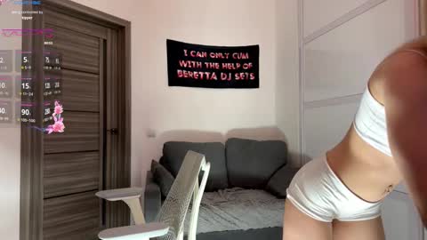 Mona online show from 4, 3, 2026