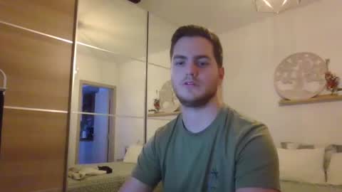 Snapshot of syl092 chatting on 8, 12, 2024 syl092 online show from 8, 12, 2024