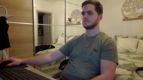 Snapshot of syl092 chatting on 23, 1, 2025 syl092 online show from 23, 1, 2025