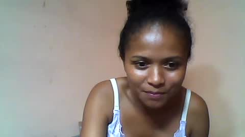 Snapshot of sylvaniah01 chatting on 17, 5, 2026 sylvaniah01 online show from 17, 5, 2026