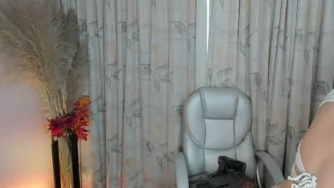 Snapshot of sylvara_bx chatting on 16, 6, 2026 online show from 16, 6, 2026