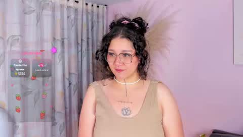 Snapshot of sylvara_bx chatting on 23, 6, 2026 online show from 23, 6, 2026