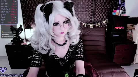 Sylvie online show from 11, 1, 2025