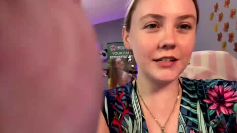 Jennah online show from 4, 3, 2026