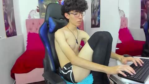 Snapshot of syriussz chatting on 14, 1, 2026 Syriussz online show from 14, 1, 2026