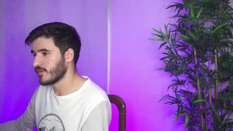 t0ny_wylie online show from 3, 10, 2025