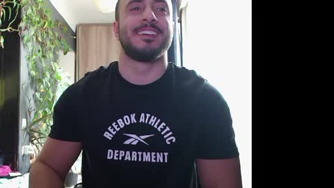 Snapshot of t_huracane chatting on 2, 12, 2024 Huracane online show from 2, 12, 2024