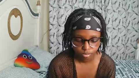 Snapshot of t_okyo chatting on 2, 2, 2026 TOKYO online show from 2, 2, 2026