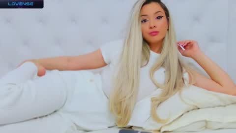 Snapshot of taahiraarabian chatting on 24, 2, 2025 Arianna online show from 24, 2, 2025