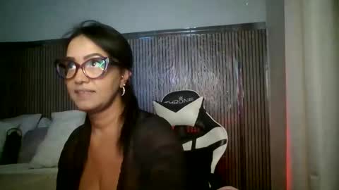 yameil online show from 21, 4, 2026