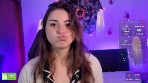 Snapshot of taiga_cute chatting on 12, 10, 2025 Camille Gonzalez online show from 12, 10, 2025
