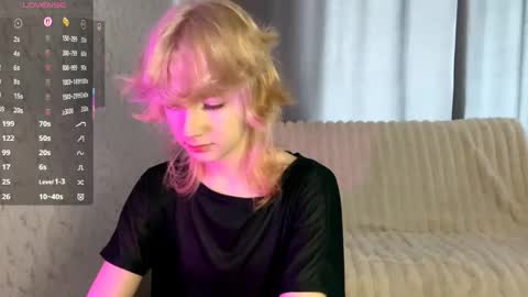 Snapshot of tainastoa chatting on 24, 4, 2026 Tessa online show from 24, 4, 2026