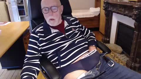 taisabaki54 online show from 4, 12, 2024