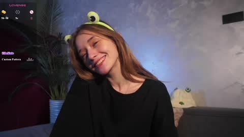 Mia online show from 10, 4, 2026