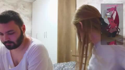 taiti_fox_cub online show from 12, 10, 2025