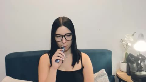 taliasensitive online show from 17, 2, 2026