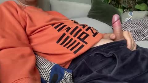 Snapshot of talkinjazz chatting on 27, 9, 2025 talkinjazz online show from 27, 9, 2025