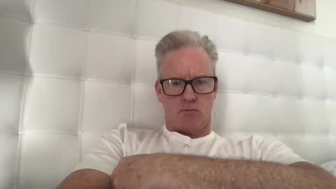 Snapshot of tallandfit000 chatting on 4, 3, 2025 tallandfit000 online show from 4, 3, 2025