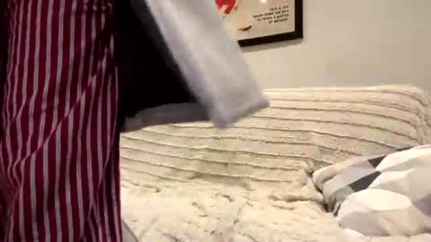 Snapshot of tallmanplaytime chatting on 9, 7, 2026 Tall Bored Horny - Cumshot online show from 9, 7, 2026