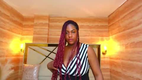 Snapshot of tamara_r_ chatting on 30, 10, 2025 Tamara online show from 30, 10, 2025