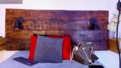    online show from 17, 4, 2026