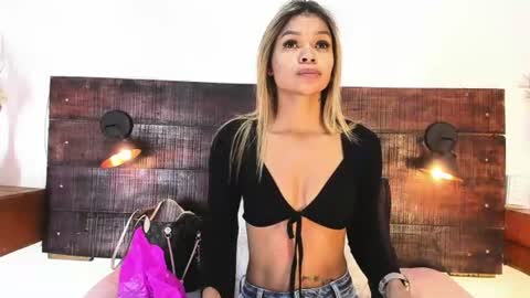 Snapshot of tamara_sanz1 chatting on 12, 6, 2026 online show from 12, 6, 2026