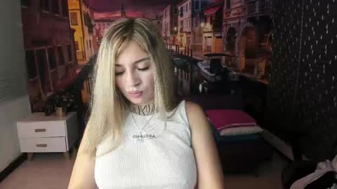 Snapshot of tamara_velezz chatting on 16, 4, 2026 Tamara online show from 16, 4, 2026