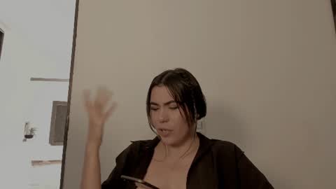 Snapshot of tamarathompsonn chatting on 28, 7, 2026 Tamara. online show from 28, 7, 2026
