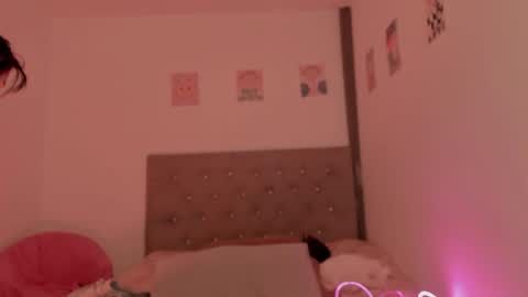 Snapshot of tamarathompsonn chatting on 6, 8, 2026 Tamara. online show from 6, 8, 2026