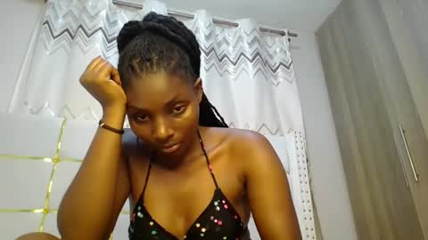 Snapshot of tamia538235 chatting on 28, 1, 2025 tamia online show from 28, 1, 2025