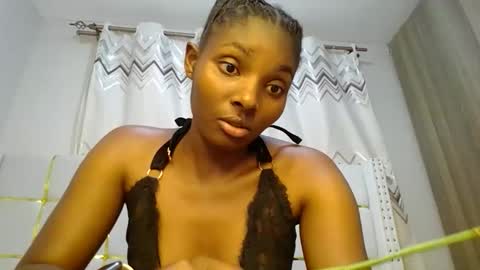 Snapshot of tamia538235 chatting on 27, 2, 2025 tamia online show from 27, 2, 2025