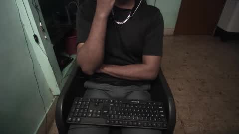 Snapshot of tamil_nadu chatting on 4, 12, 2025 tamil_nadu online show from 4, 12, 2025