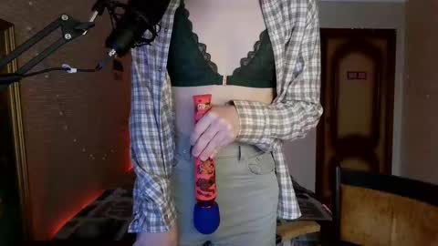 Milena Kuprianova online show from 27, 2, 2025