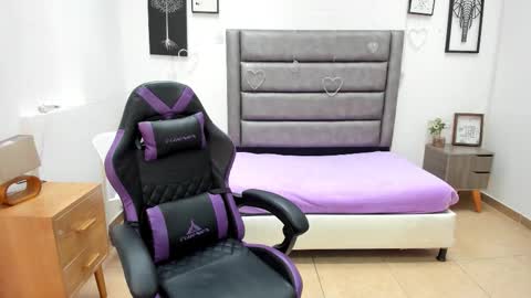 Snapshot of tania_duque chatting on 12, 2, 2026 Tania online show from 12, 2, 2026